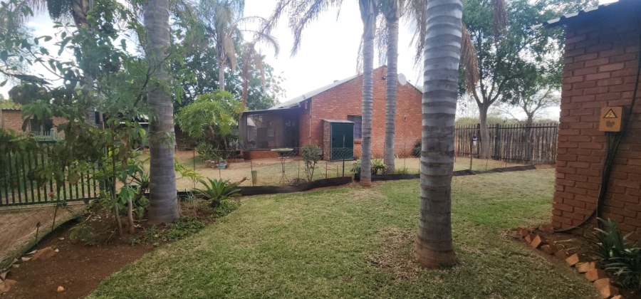 7 Bedroom Property for Sale in Mamogaleskraal AH North West